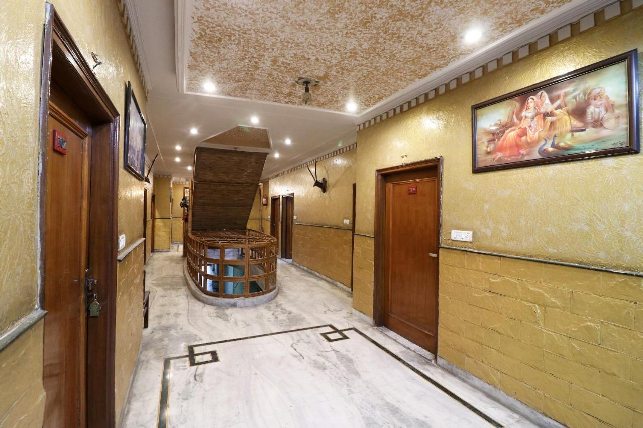 Oyo 29304 Hotel Pooja Yamunānagar Buitenkant foto